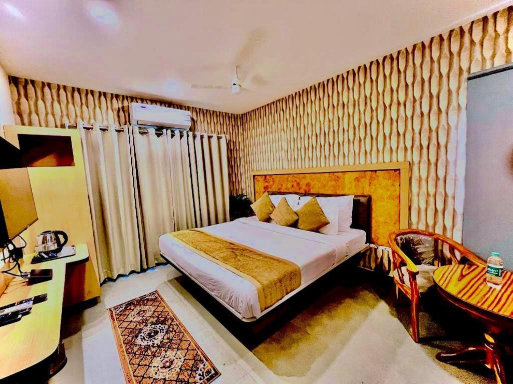 Hotel Lake View Airport Zone Hyderabad Exterior foto